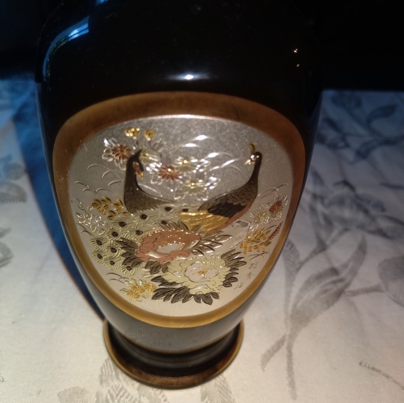 Japanese Vase - Picture 5 of 8